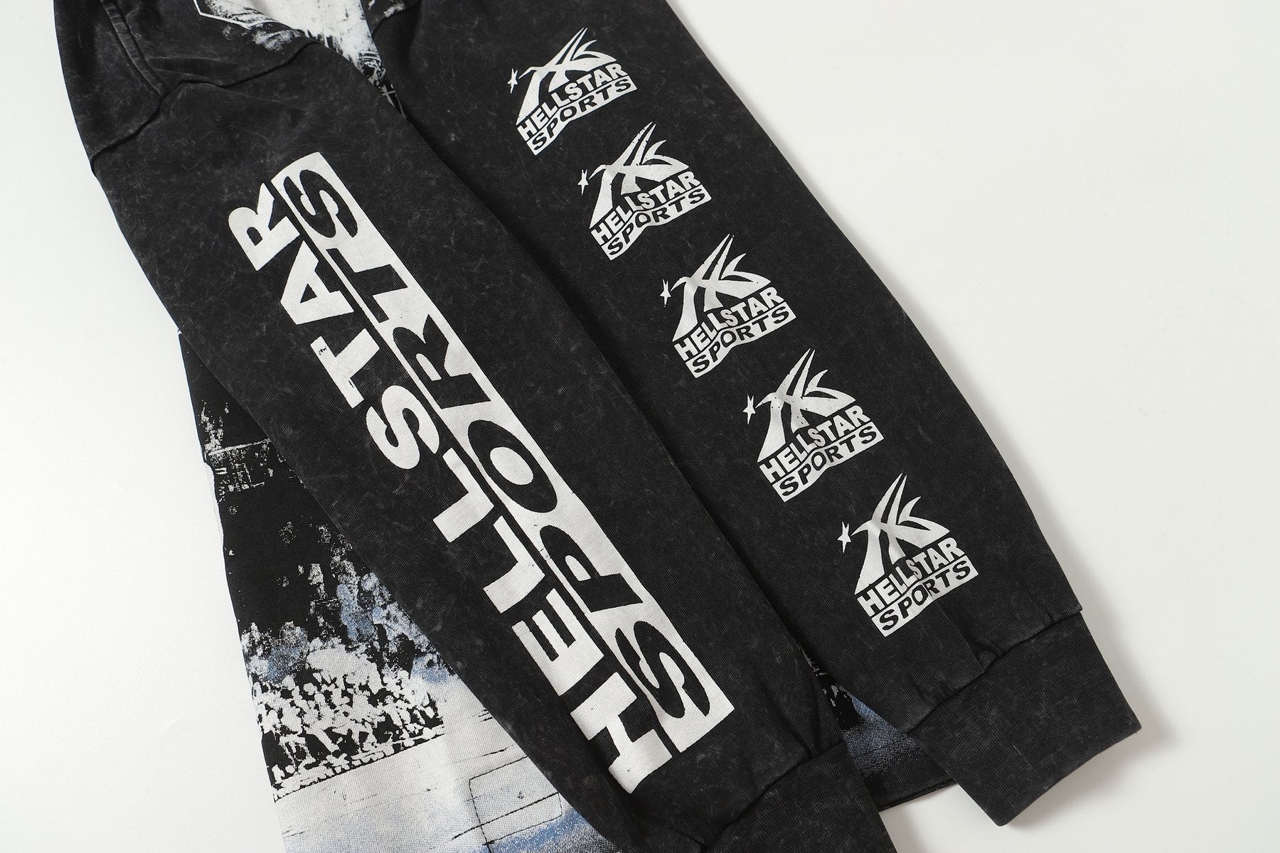 Hellstar Basketball Graphic Long-Sleeve T-Shirt — detail