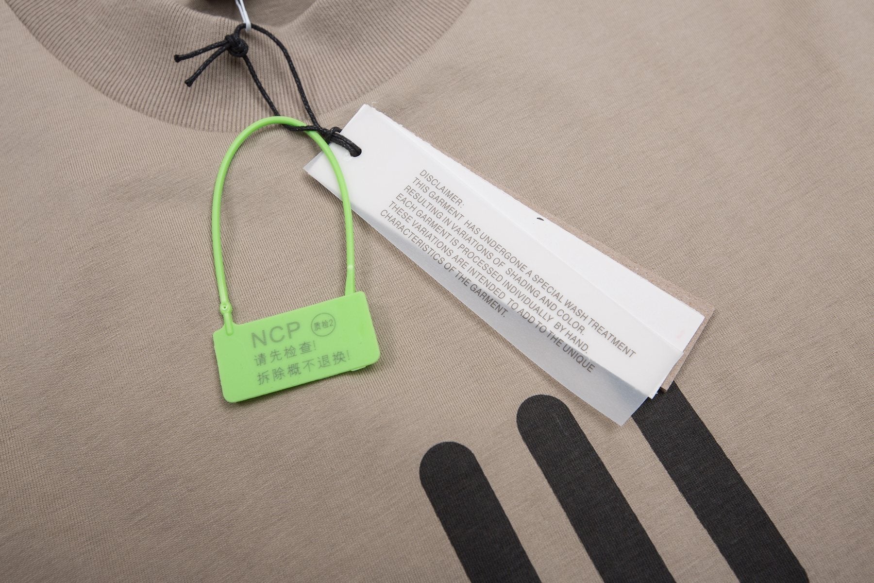 Fear of God Photo Graphic T-Shirt — hang_tag