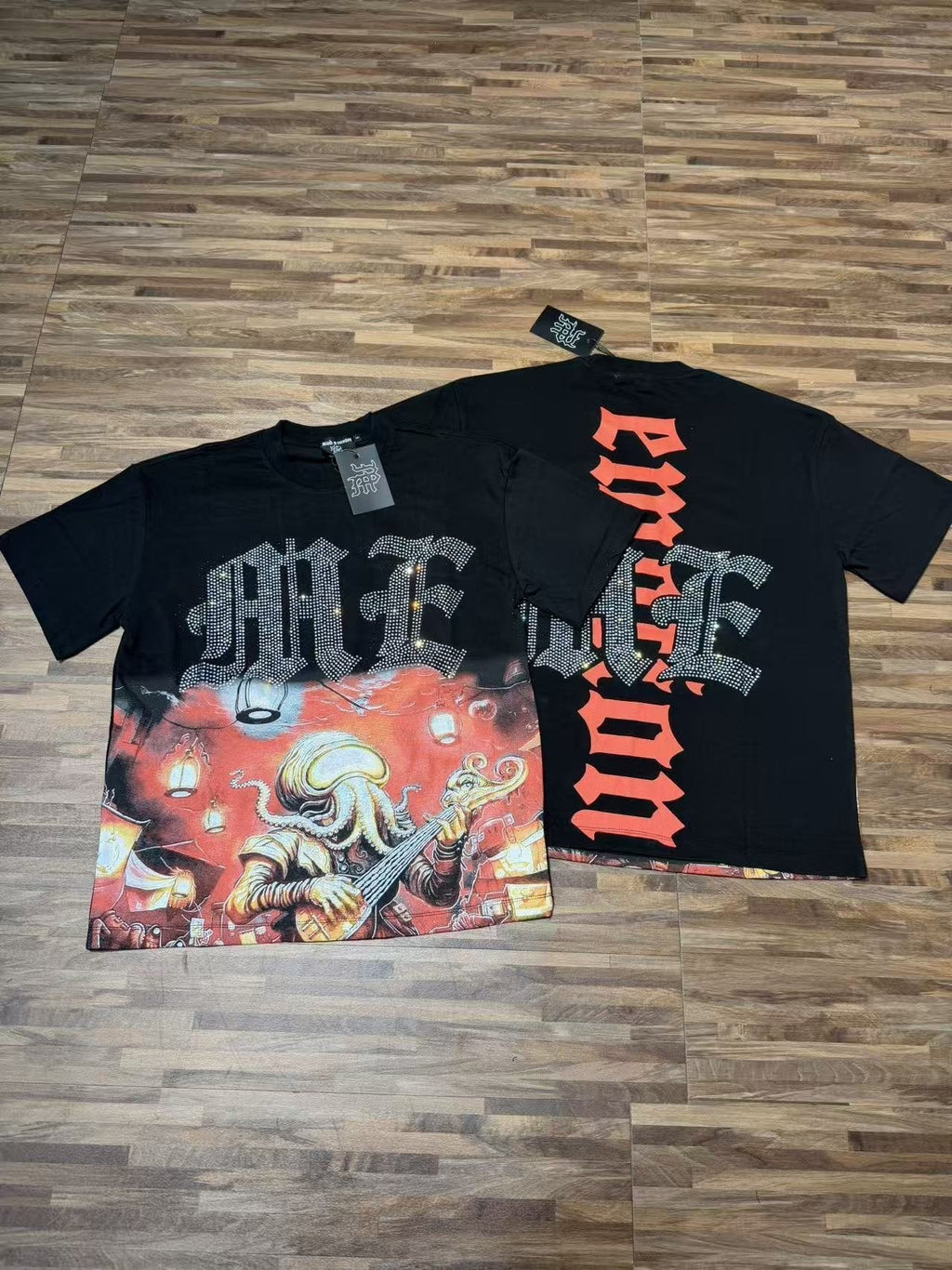 MIXED EMOTION Octopus Graphic Short-Sleeve T-Shirt — context