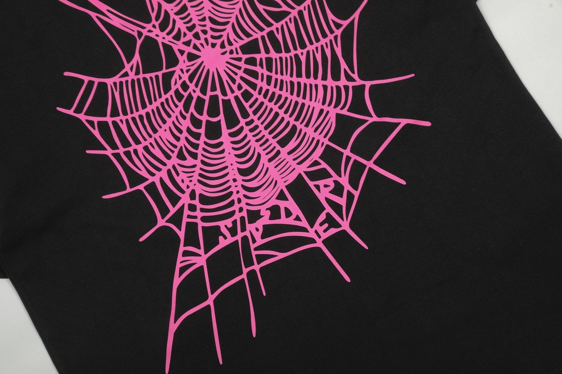 Sp5der Pink Spiderweb Graphic Short-Sleeve T-Shirt — detail