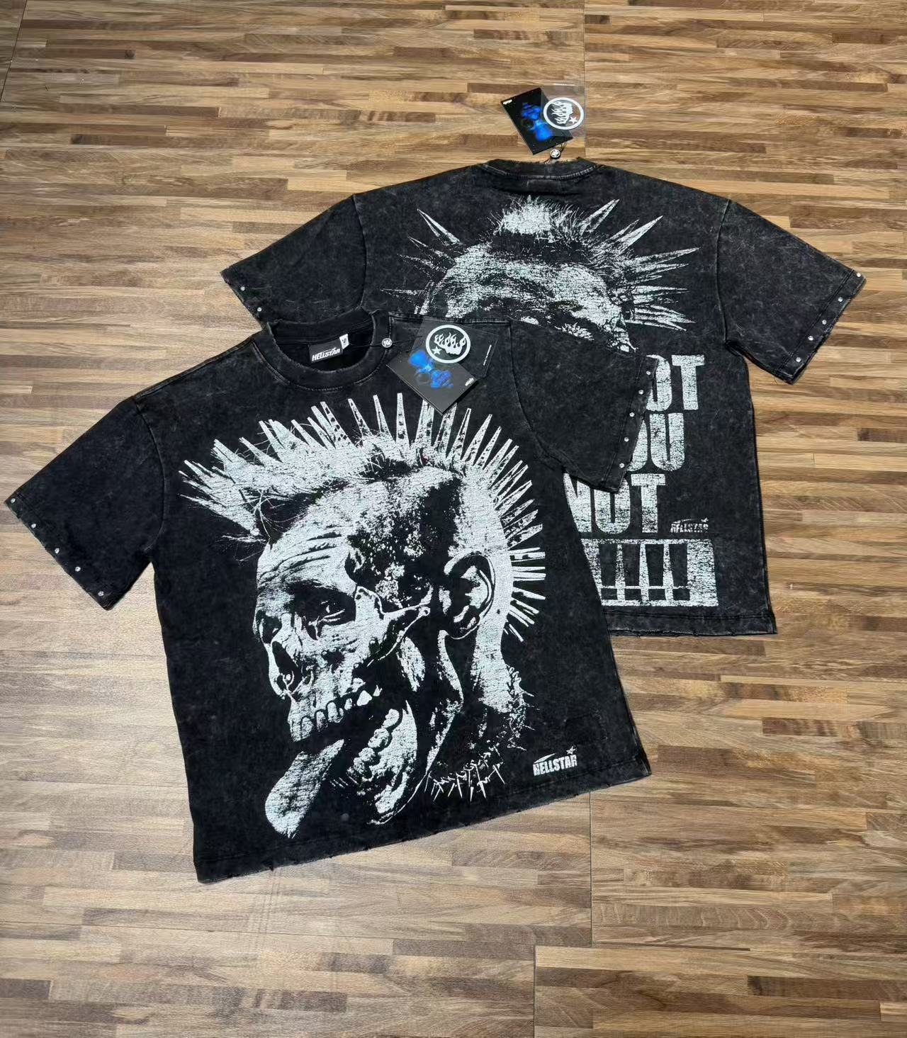Hellstar Skull Graphic Short-Sleeve T-Shirt — context