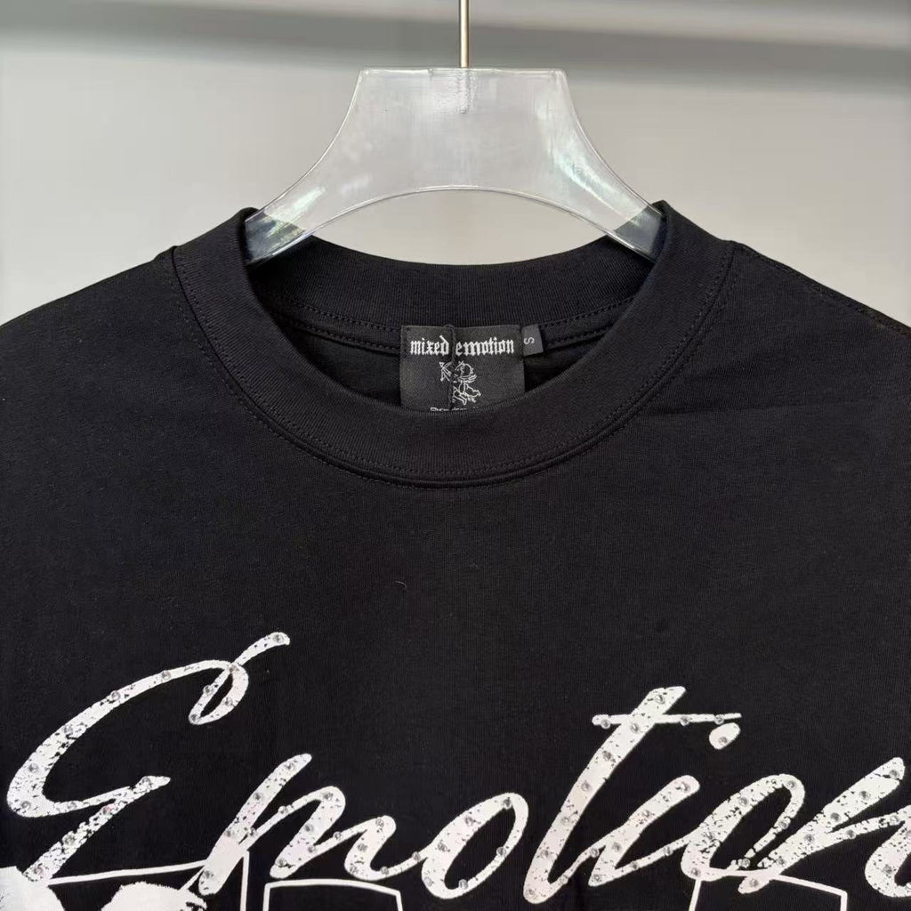 MIXED EMOTION Portrait Graphic Short-Sleeve T-Shirt — neck_label