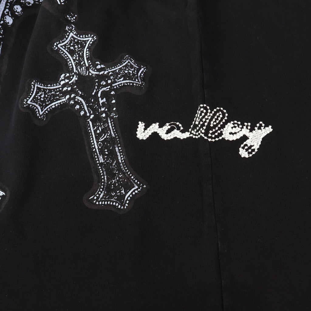 VALE USA Studded Cross Graphic T-Shirt — detail