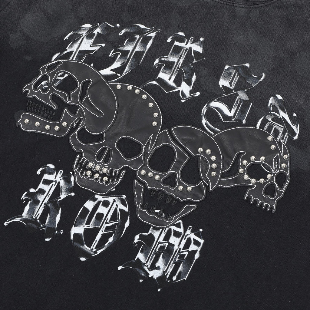 FIRST ROW Wake Up and Be Fierce Skull Appliqué T-Shirt — detail