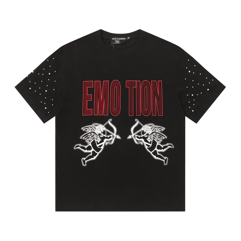MIXED EMOTION Love or Hate Cupid Graphic T-Shirt — hero