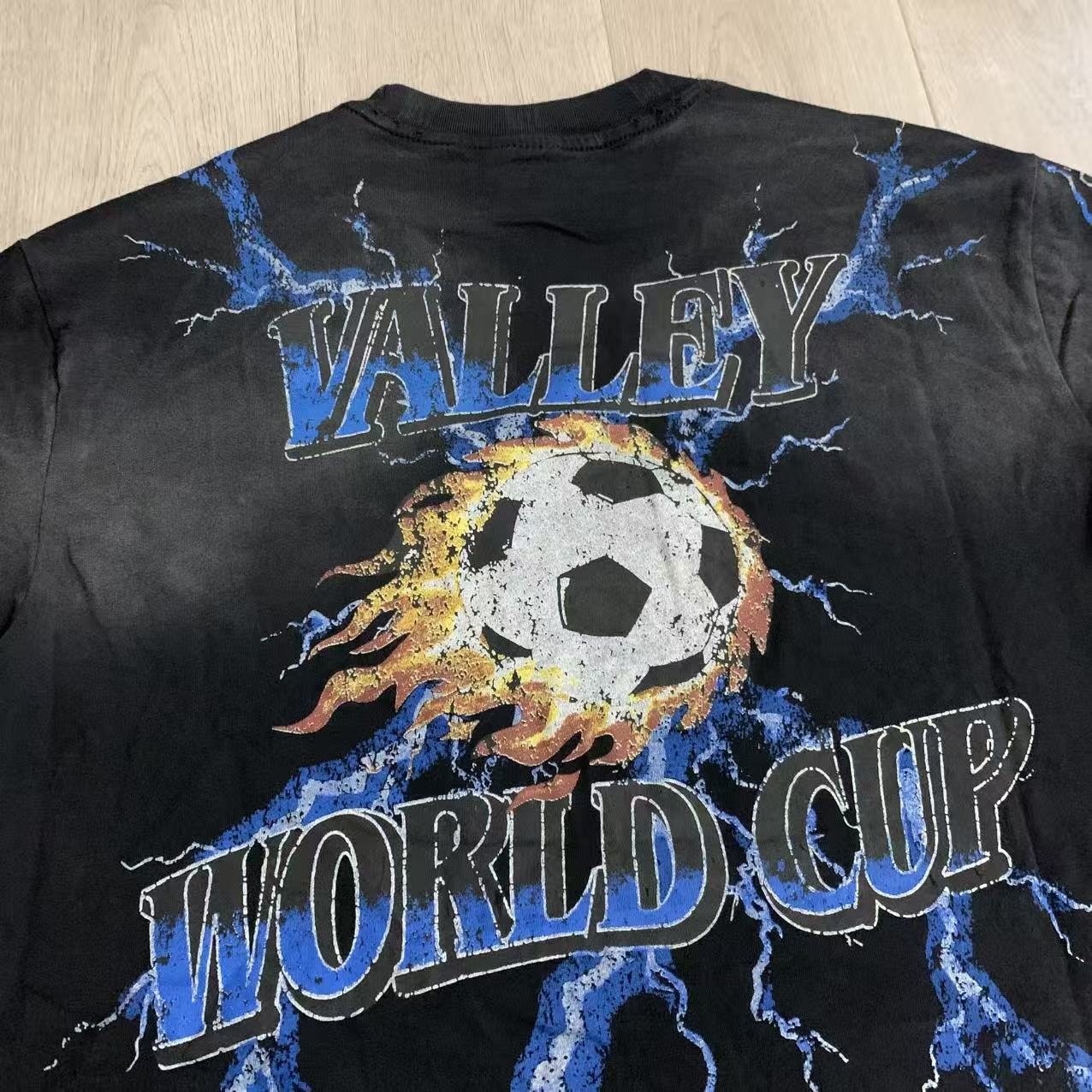 VALE USA World Cup Tiger Soccer Graphic T-Shirt — detail