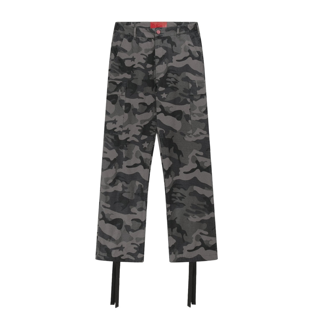 Hellstar Camo Cargo Pants with Strap Details — front