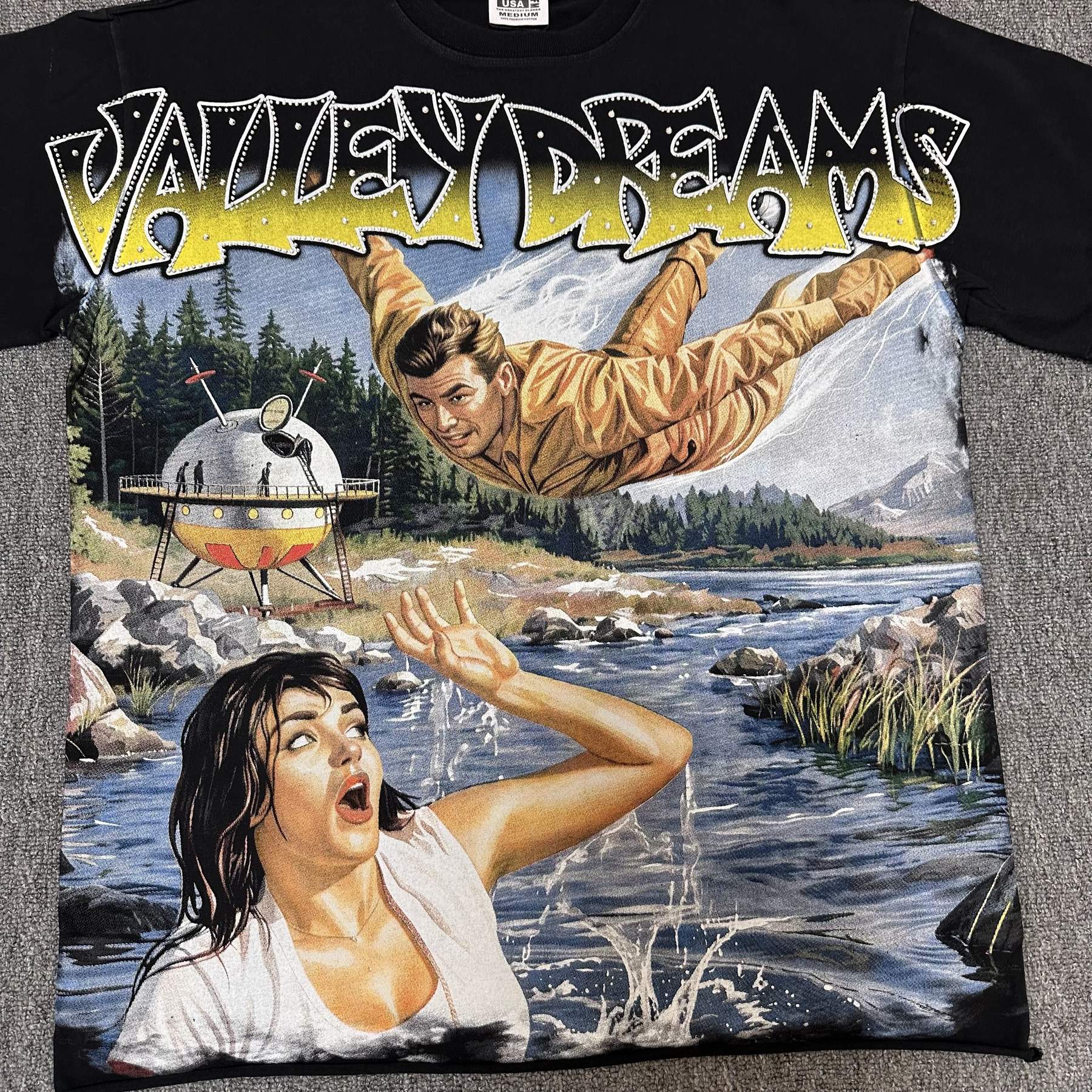 Valley Dreams Washed Graphic Short-Sleeve T-Shirt — detail