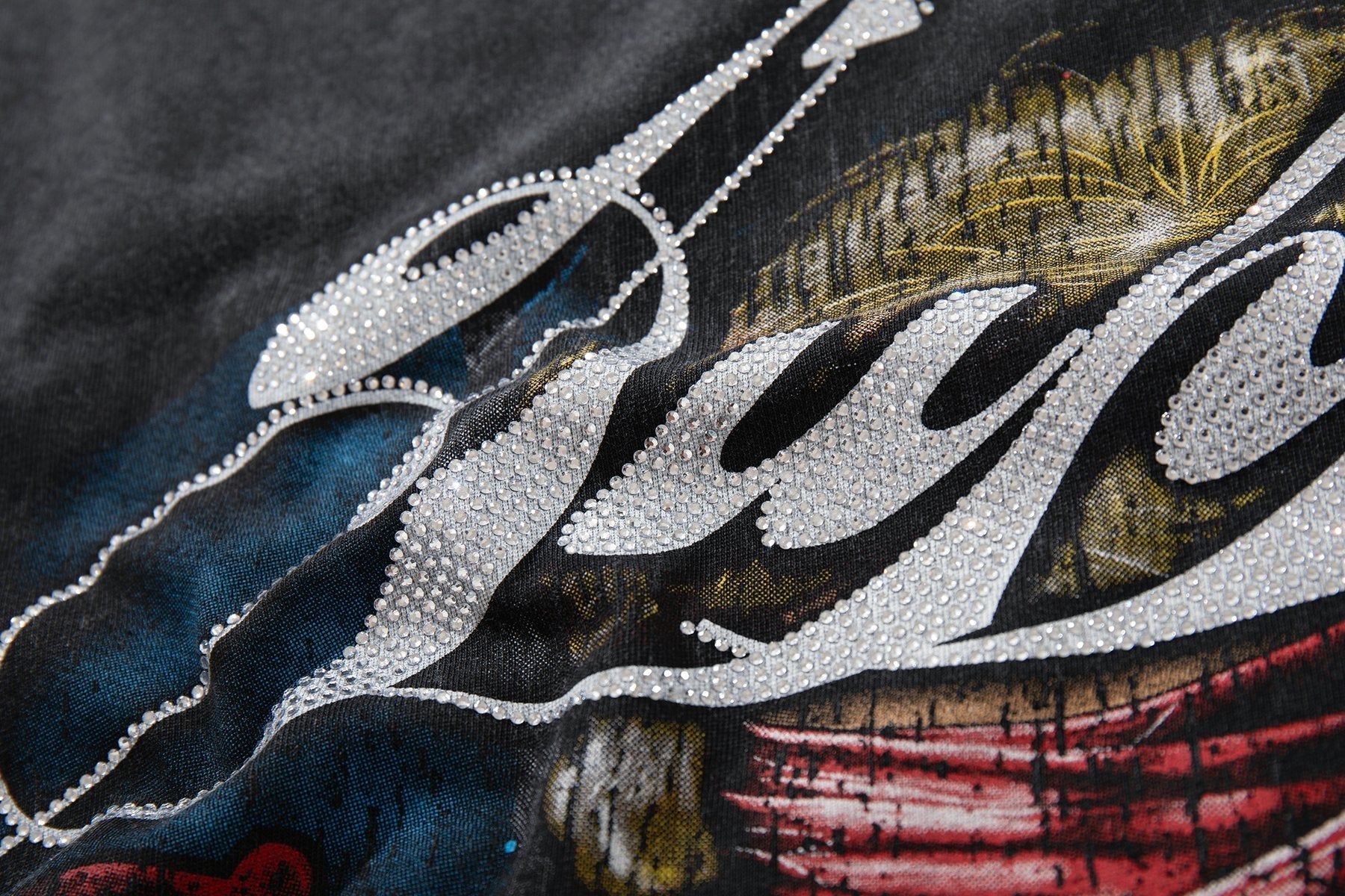 SUPPLY TEE Angel Graphic Short-Sleeve T-Shirt — detail