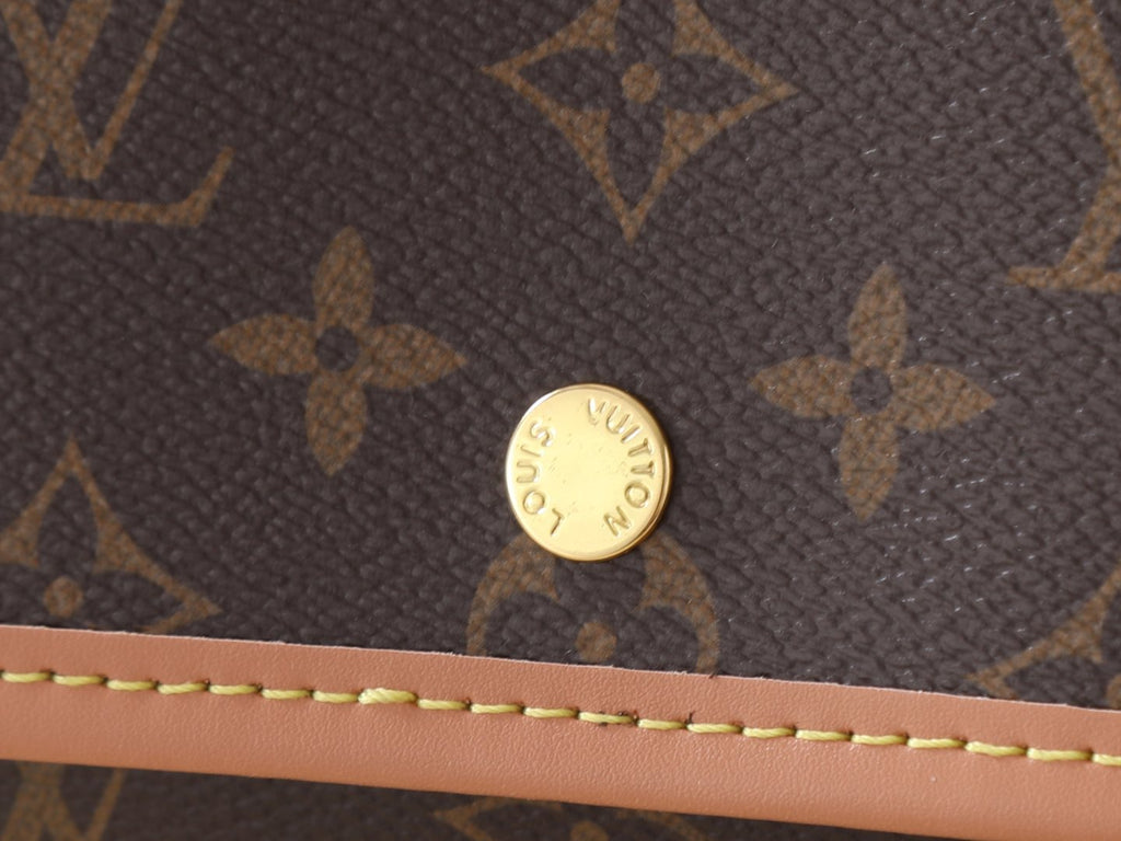 Louis Vuitton Nevereverfull Cargo Monogram Tote — detail