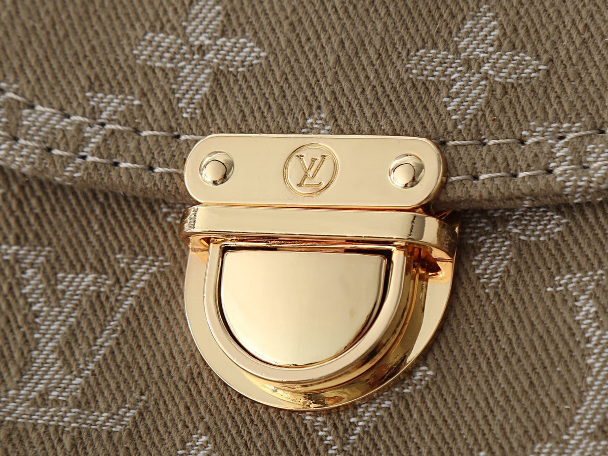 Louis Vuitton Monogram Twin-Pocket Denim Handbag — detail