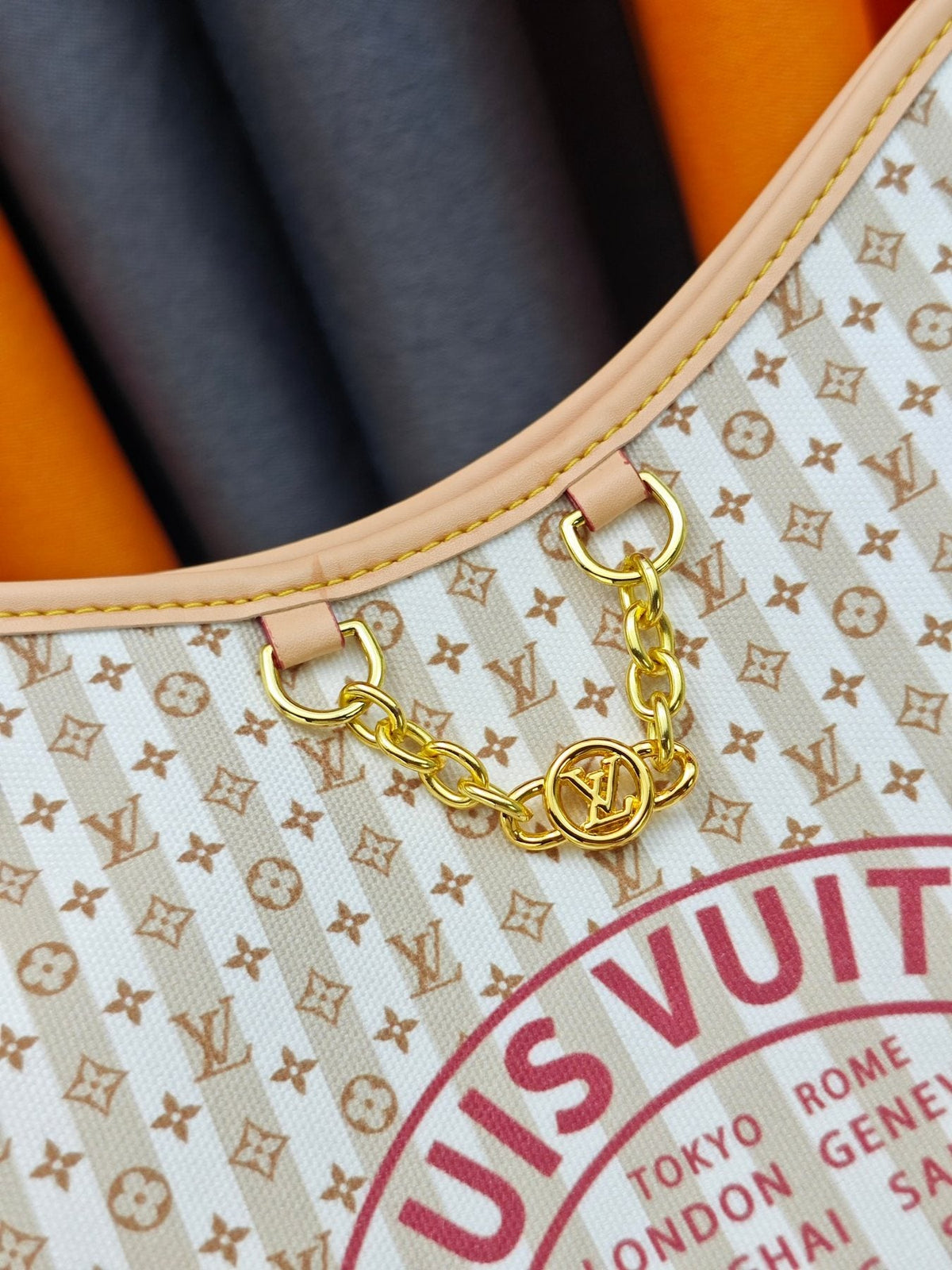 Louis Vuitton LineUp MM Monogram Shoulder Bag — detail