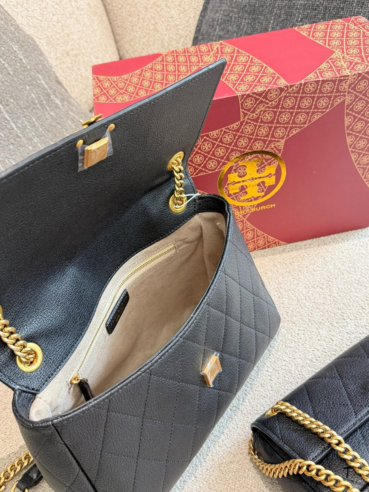 Tory Burch Charlie Quilted Chain-Strap Shoulder Bag — detail