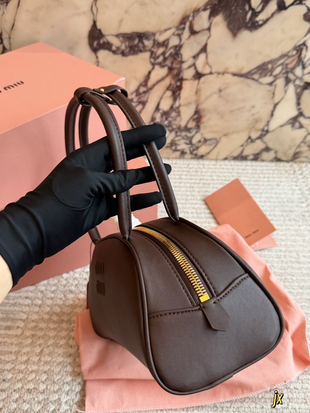 Miu Miu Wander Chain-Trim Shoulder Bag — model