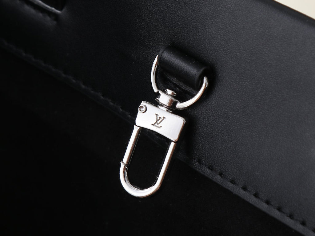 Louis Vuitton Shopper Black Tote Bag — detail