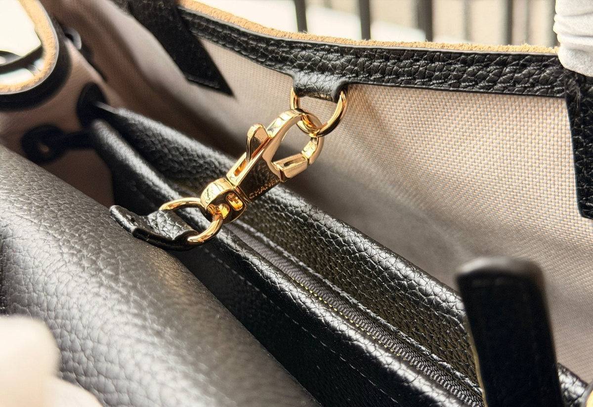 Chanel Contrast-Flap Baguette Shoulder Bag — detail