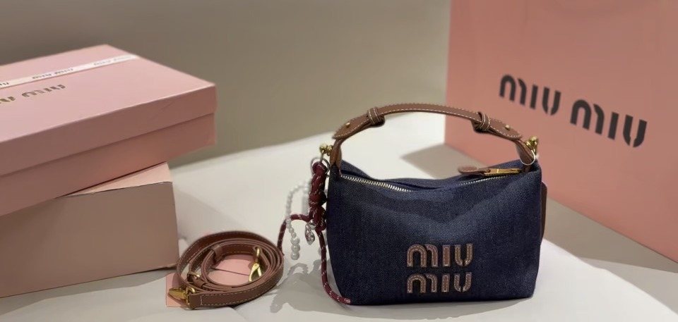 Miu Miu Mini Lunchbox Top-Handle Shoulder Bag — front