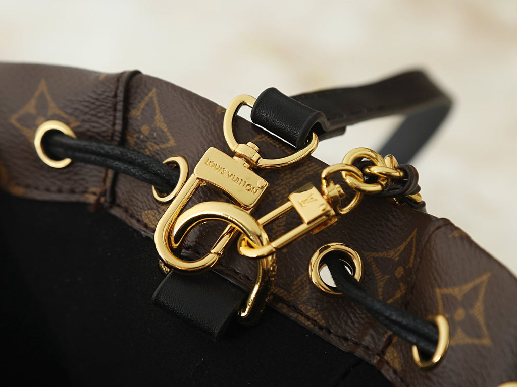 Louis Vuitton Noé Trunk Drawstring Bucket Bag — detail