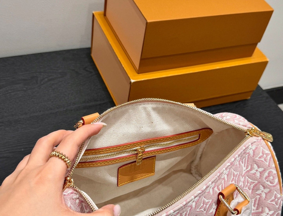 Louis Vuitton Soft Speedy Monogram Handbag — detail