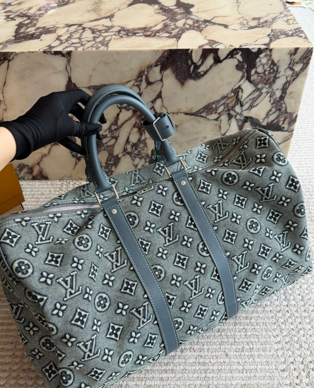Louis Vuitton Keepall Monogram Travel Duffel — detail