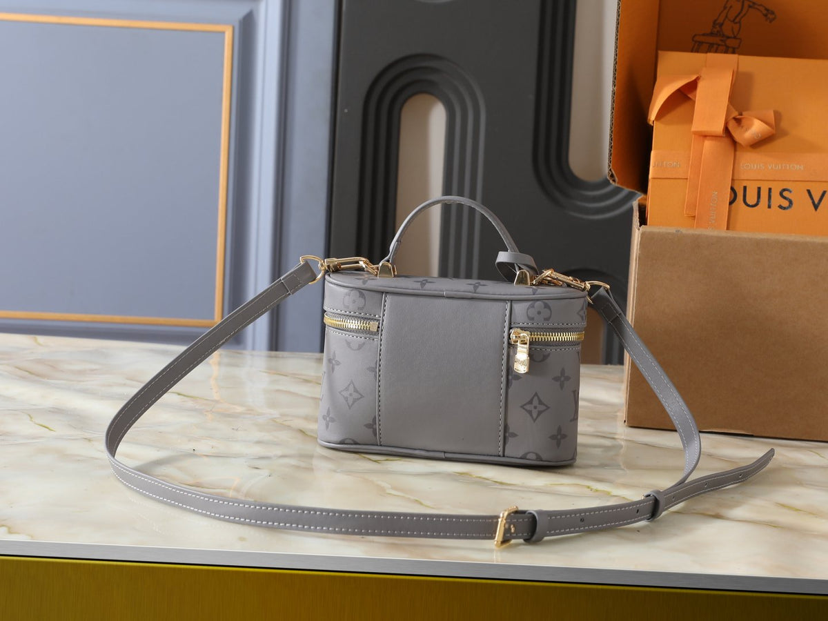 Louis Vuitton Vanity Chain Pouch Monogram Bag — back
