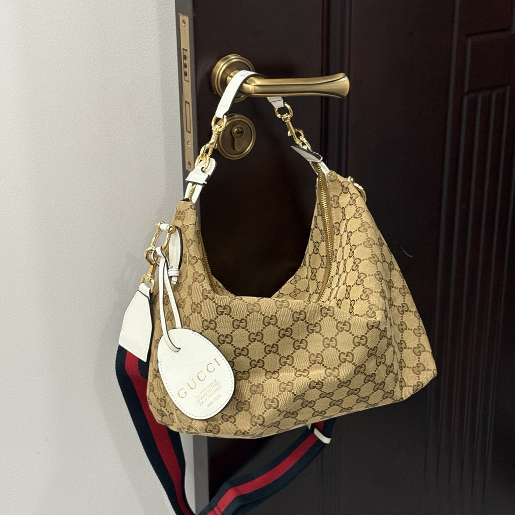 Gucci Curved-Pocket Linked-Handle Shoulder Bag — front