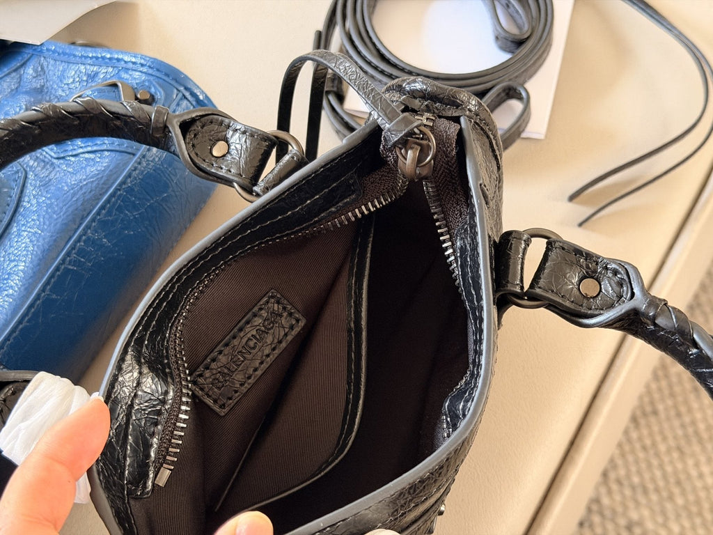 Balenciaga Le Cagole Twin-Handle Bag — front