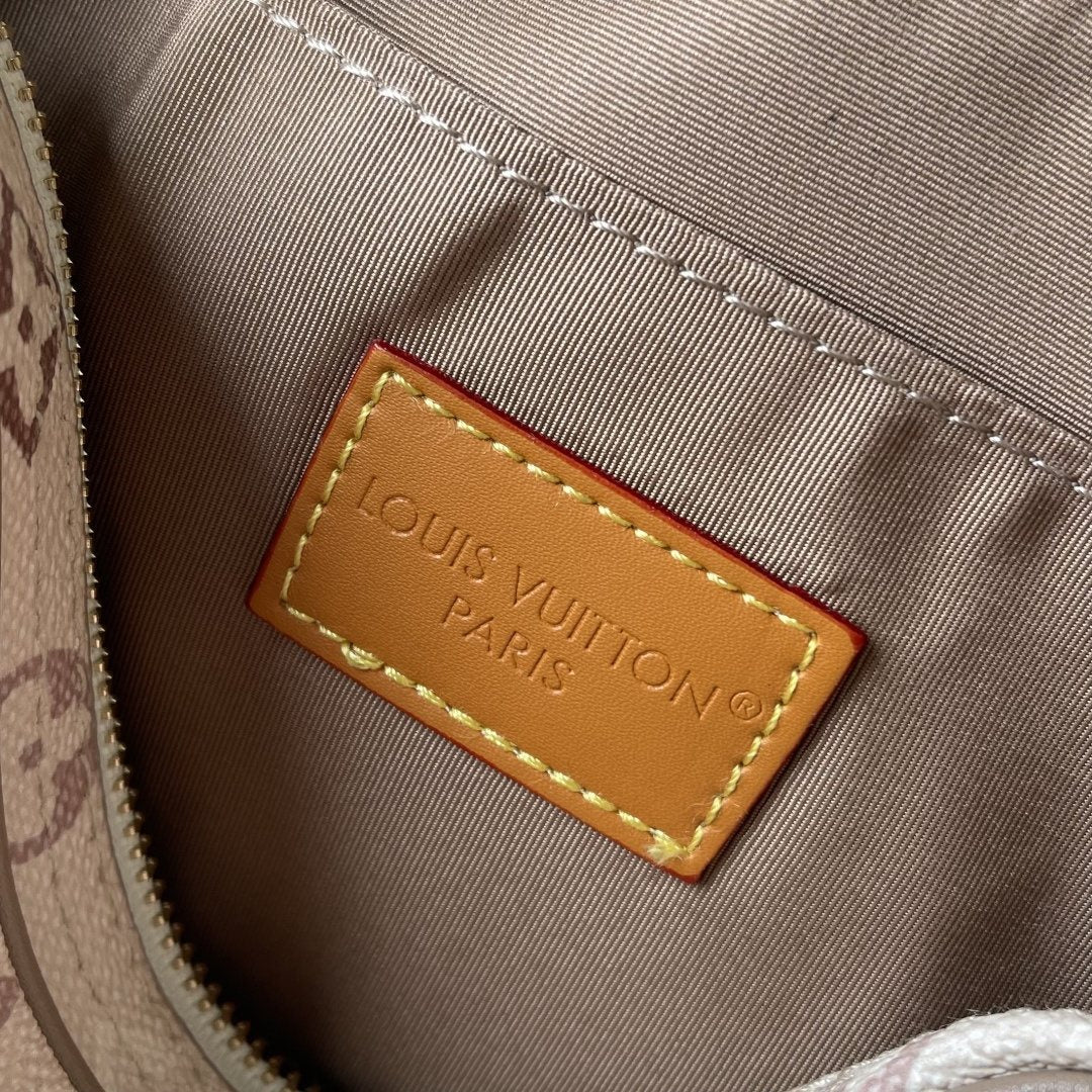 Louis Vuitton Cream Monogram Front-Pocket Messenger Bag — detail