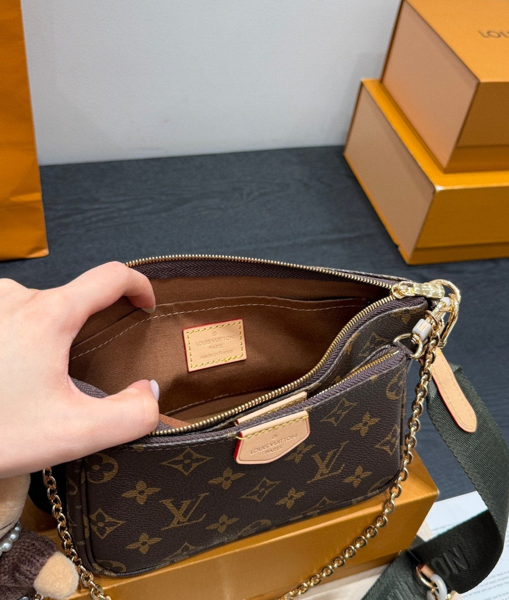 Louis Vuitton Monogram Multi-Pouch Crossbody Bag Set — detail