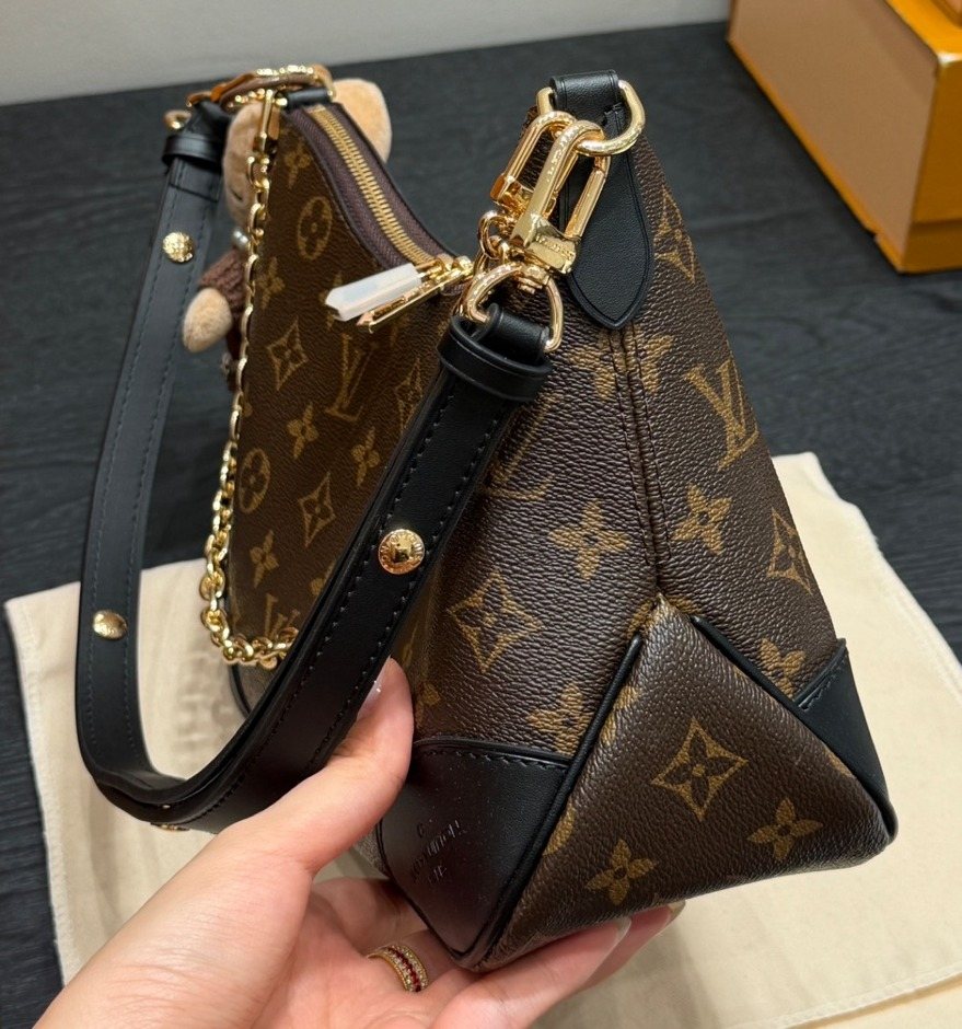 Louis Vuitton Boulogne Monogram Shoulder Bag — side