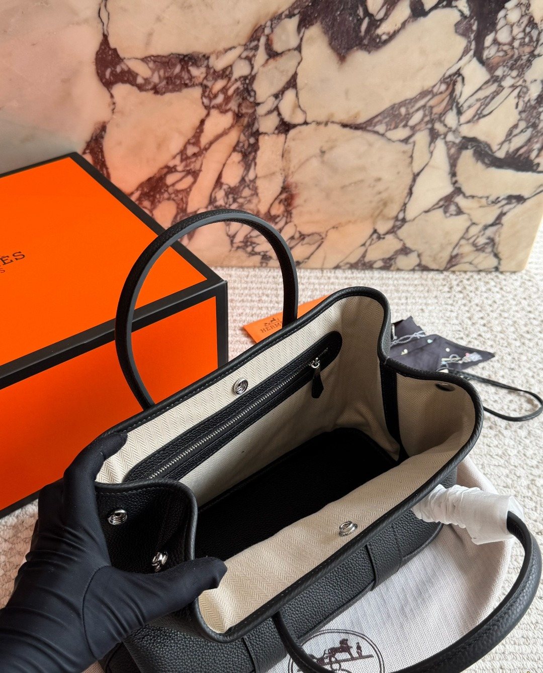 Hermès Garden Pebbled Leather Tote — detail